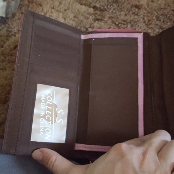 Wallet - Picture 5 of 6